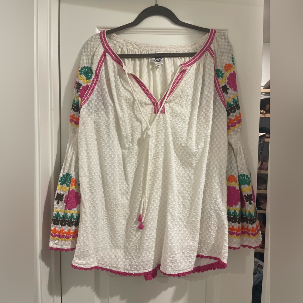 Ivy jane embroidered top M